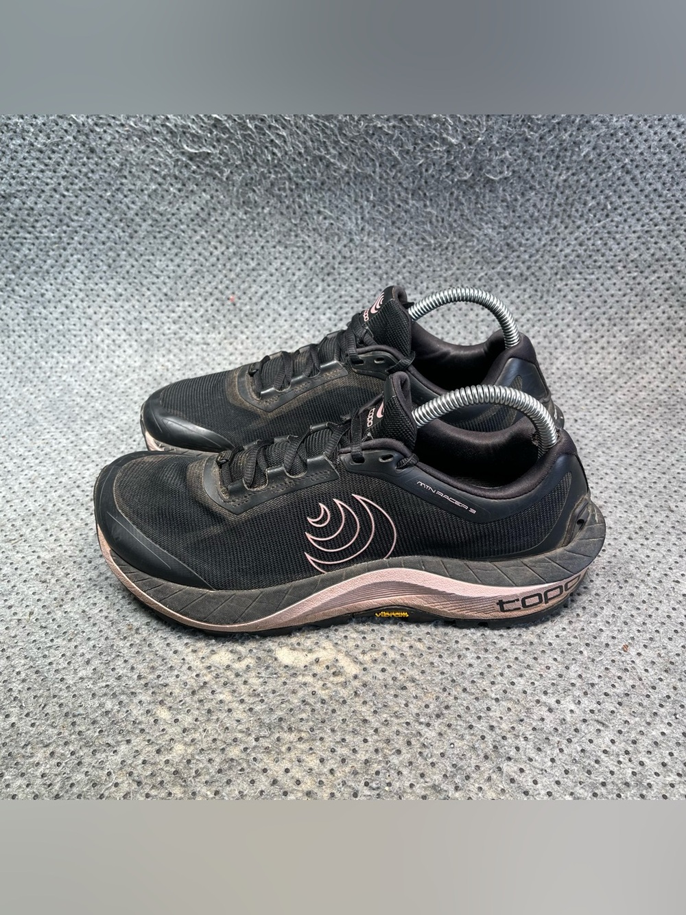 Topo Athletic Mountain Racer 3 Shoes Size 8 Women’s